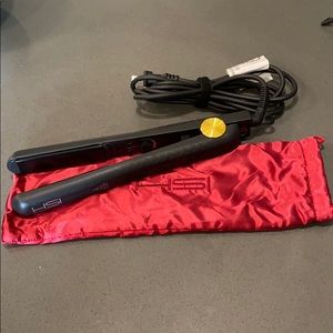 HSI Professional Hair Straightener